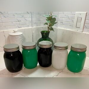 Colorful mason jars w/ lids🫙